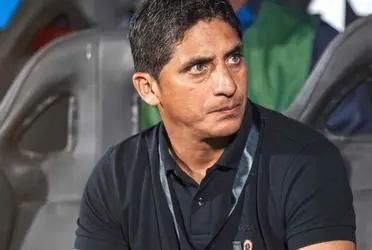 El ex director técnico de Alianza Lima fue criticado en su momento, ahora el actual DT también está con problemas.