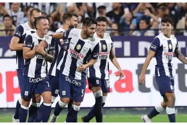 Alianza Lima puso rumbo a Arequipa esta tarde para visitar a Melgar por la fecha 16 del Torneo Apertura.