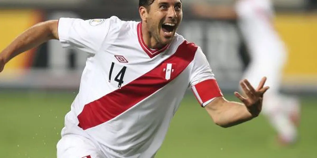 Claudio Pizarro opinó sobre la continuidad de Reynoso en la selección peruana.