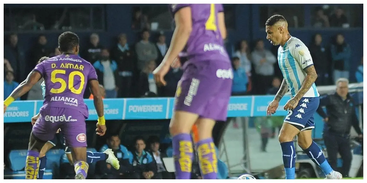 El delantero peruano inició de titular y fue uno de los jugadores más destacados en la victoria de Racing. 