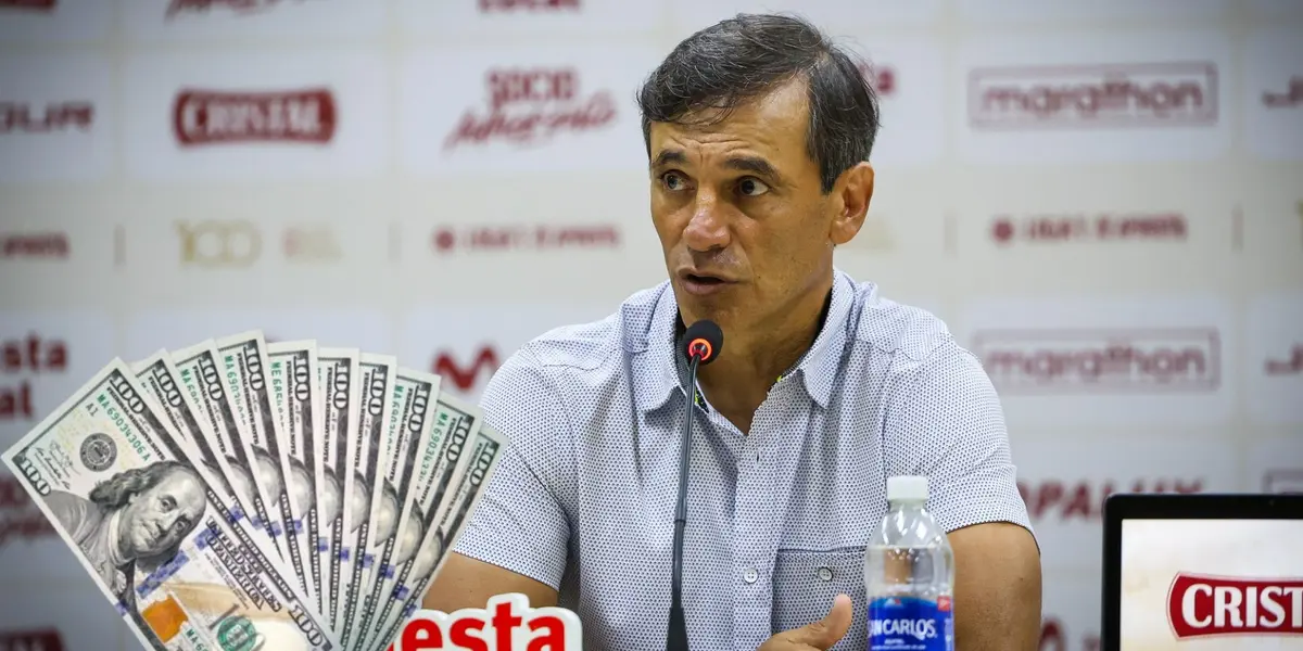 Fabián Bustos como entrenador de Universitario / Foto: Universitario