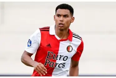 La presencia de Marcos López se hizo notar en Feyenoord, donde generó un penal y abandonó el campo por lesión.