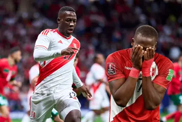 Luis Advíncula con la Selección Peruana.