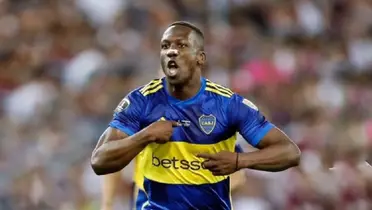 Luis Advíncula en Boca Juniors. / Foto: Boca Juniors.