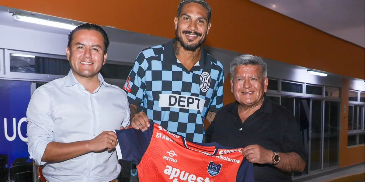 Paolo Guerrero y los Acuña en la Universidad César Vallejo / Foto: César Vallejo